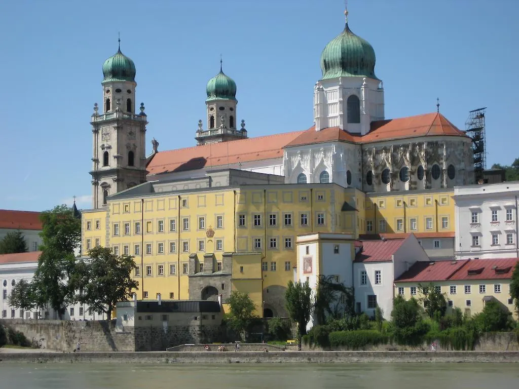 Ibb Hotel Passau City Centre